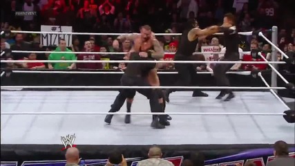 The Shield attack Randy Orton - Wwe Main Event 16 01 13