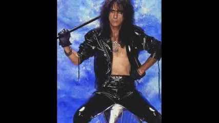 Alice Cooper - Its Hot Tonight