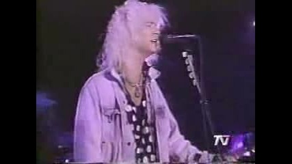 Guns N Roses - Civil War