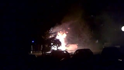 Пожар пред Блок Колио Фичето във кв.левси Варна