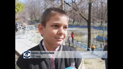 Гайда–флашмоб огласи Варна по повод Националния празник