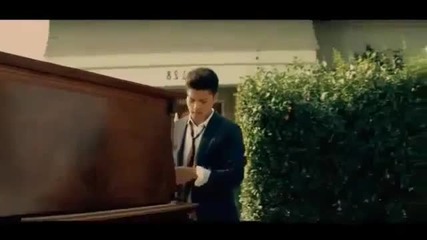 Bruno Mars Grenade Official Music Video