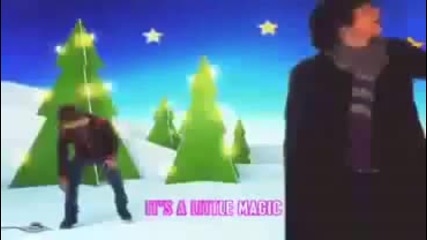 Disney Channel Christmas - Това е коледа видео + превод 