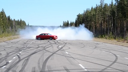 Не се удържа това Audi S2