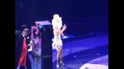 Britney Spears - Oh Oh Baby & Hot As Ice( Live Circus Tour 2009) 