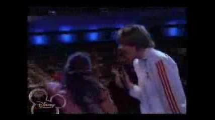 Gabriella And Troy - Breaking Free