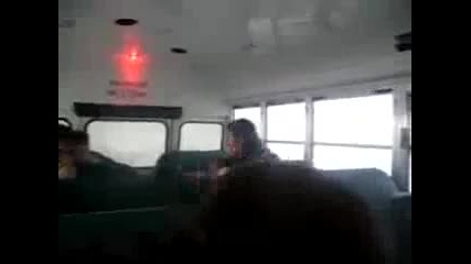 Не правете така в автобус