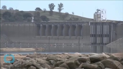Bone-dry California Orders Largest Water Cuts to Farmers on Record