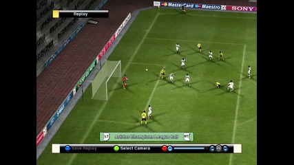 Великолепен гол на Pro Evolution Soccer 2012 !!!