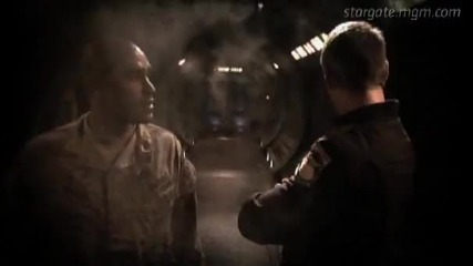Stargate Universe - Kino 17 - Whats That Light? 