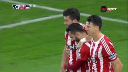 Попадението на Шей Лонг за 4:0 за Саутхемптън срещу Арсенал