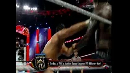 Alberto Del Rio прави ръкотрошача на R-truth и се предава - Wwe Първична сила 9.9.2013г.