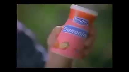 dulce maria - comercial de danonino 