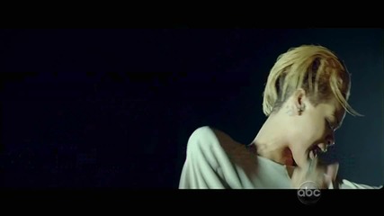 ( High Quality ) Rihanna - Russian Roulette 
