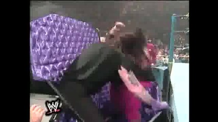 Да си припомним:the Undertaker vs Yokozuna Casket Match