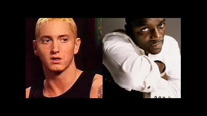 Eminem feat . Akon - Smack That !