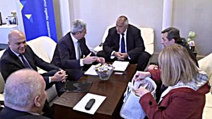 Синдикатите връчиха декларация на Борисов за социалните реформи в Западните Балкани