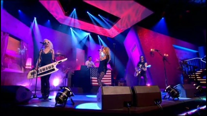 Ke$ha - Blah Blah Blah live 