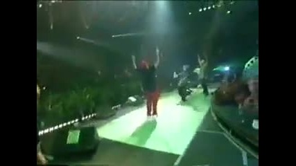 Limp Bizkit Jump Around 