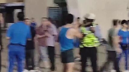 Автомобил се вряза в хора в Китай, има жертви