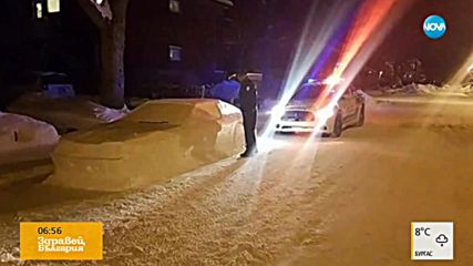 Канадец си направи автомобил от сняг