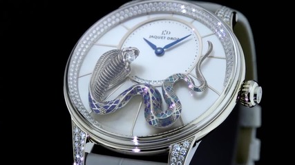 Кобрата на Jaquet Droz: Petite Heure Minute Relief Snake