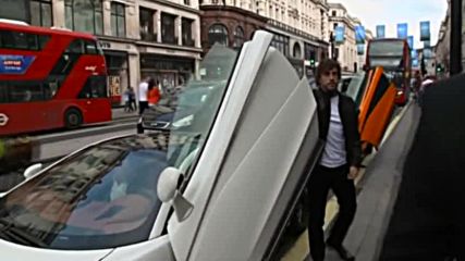 Алонсо и Бътън в Лондон преди Гран при на Австрия