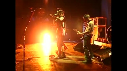 Red Hot Chili Peppers - Give It Away (off The Map)