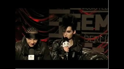 Tokio Hotel - Teaches Pete Wentz German 05.11.2009