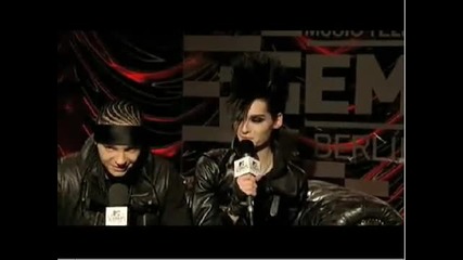 Tokio Hotel - Teaches Pete Wentz German 05.11.2009 