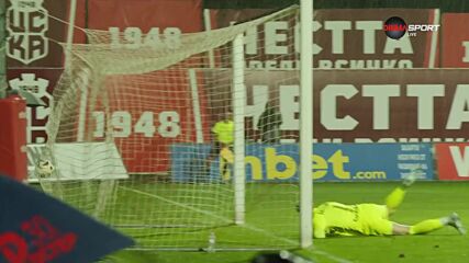 Алекс Колев покачи на 1:3 за Левски