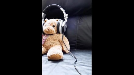Alessia ft. Bob Taylor - Deja vu (high Quality)