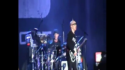 Chickenfoot - Turnin Left ( Live in Austria ) 