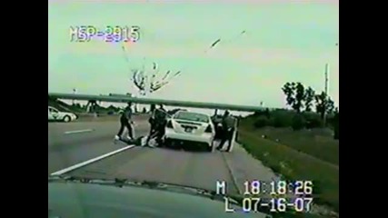 Полиция в акция