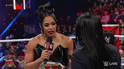 Bianca Belair drops Sonya Deville despite warning: Raw, April 18, 2022
