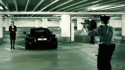 " Пусни оръжието или ще стрелям по колата ", страхотна реклама на: 2014 Audi R8