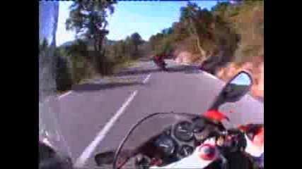 Ducati 996 vs Bimota sb8r