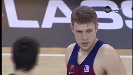 Супер Везенков и труден успех на Барса за върха в АСВ