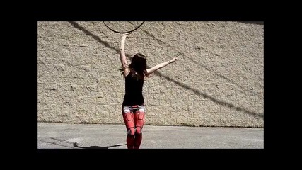 Трап с обръч - She is Awesome Must Watch