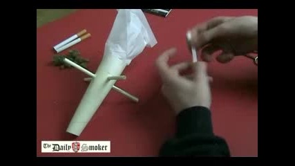 Daily Smoker - roll a joint - Windmill.