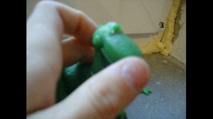 моят зелен динoзавър (като на toy story) 