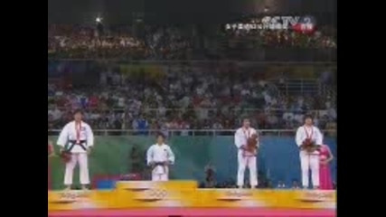 Xian Dongmei донесе поредно злато за Китай на Олимпиадата