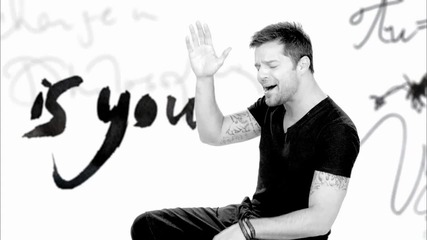 Превод + Текст - Ricky Martin - The Best Thing About Me Is You (hd)