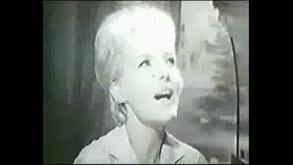 Petula Clark - Chariot