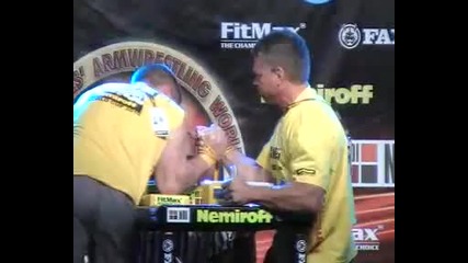 John Brzenk, Usa vs. Sergiy Tokarev, Ukr - Nemiroff 2010 (right) 