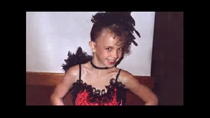 Britney Spears - вече сам голяма снимки Part 1 ( 6 month - 8 years old)