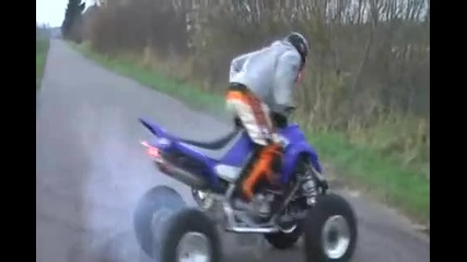 Yamaha Raptor 660 