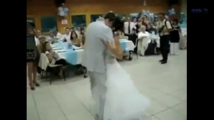 Най-готиния първи сватбен танц!