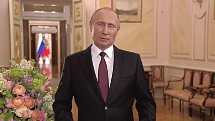Russia: Putin reads a poem for International Women's Day