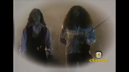 Kansas - Dust In The Wind.